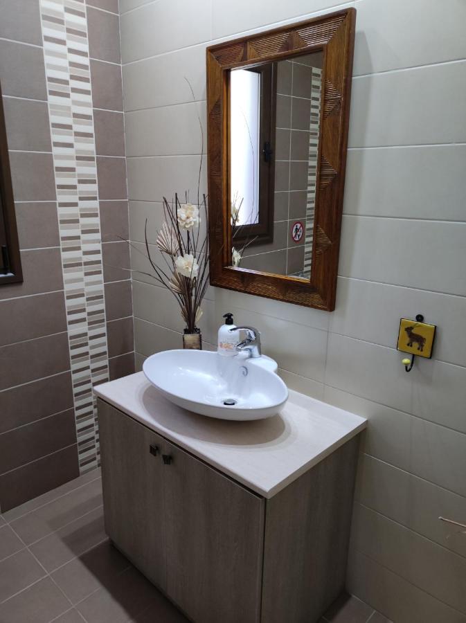 Roses Villa Trimiklini ภายนอก รูปภาพ