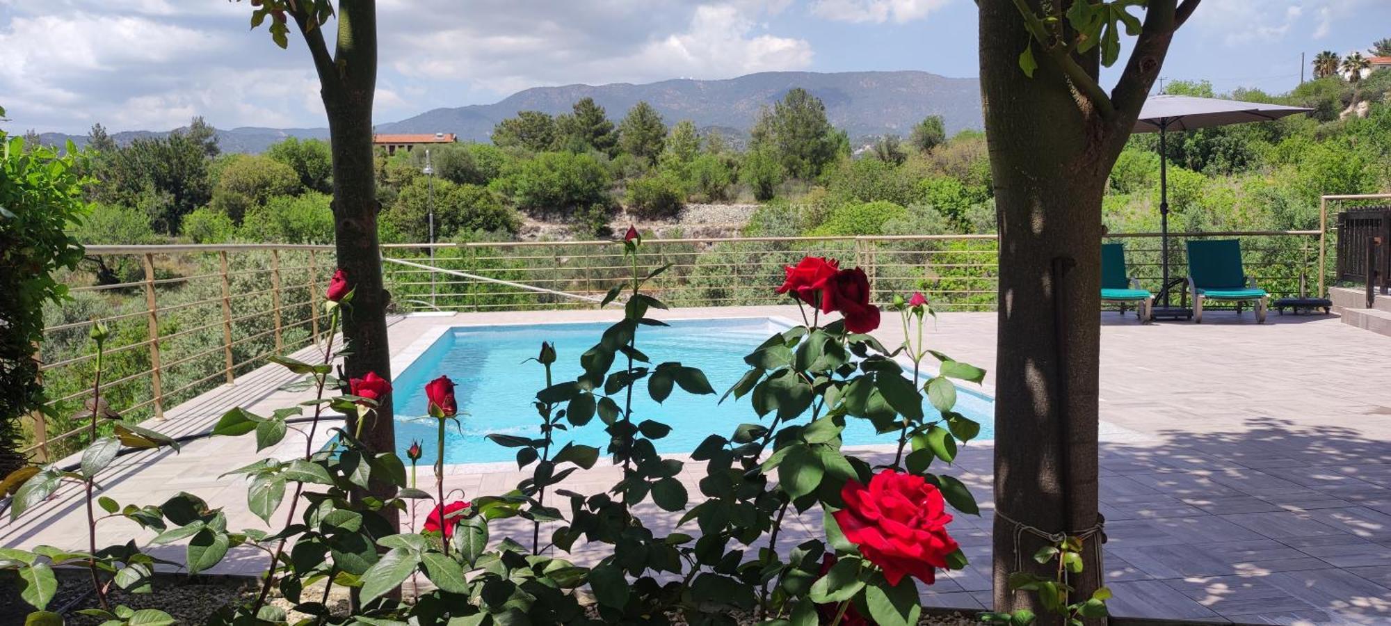 Roses Villa Trimiklini ภายนอก รูปภาพ